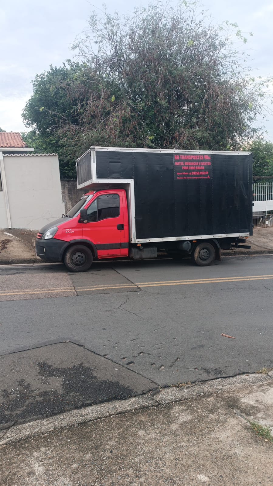 Caminhão RB Transportes — Fretes, Mudanças e Eventos